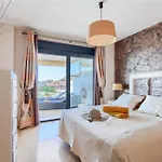 Lejlighed Hollywood Hills - Seaview
