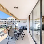 Hollywood Hills - Seaview