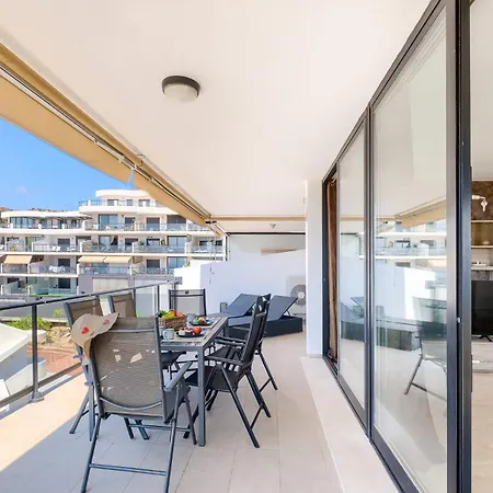 Hollywood Hills - Seaview